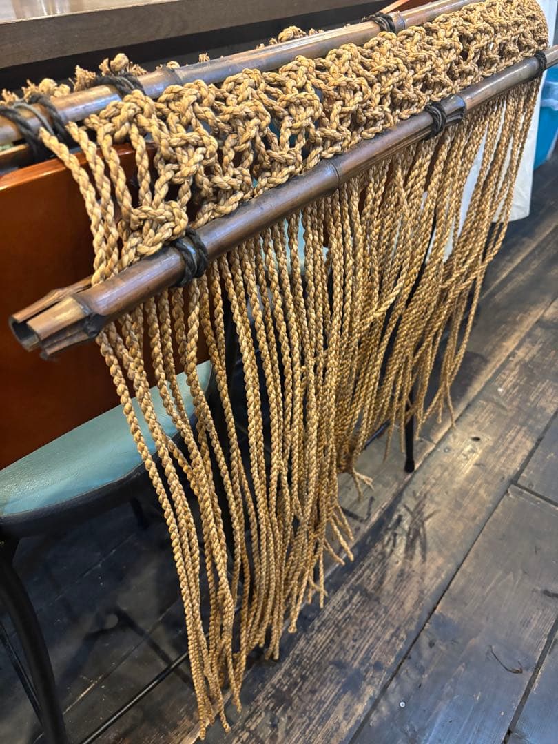 麻製の編み込みデザインのれん 約90cm幅