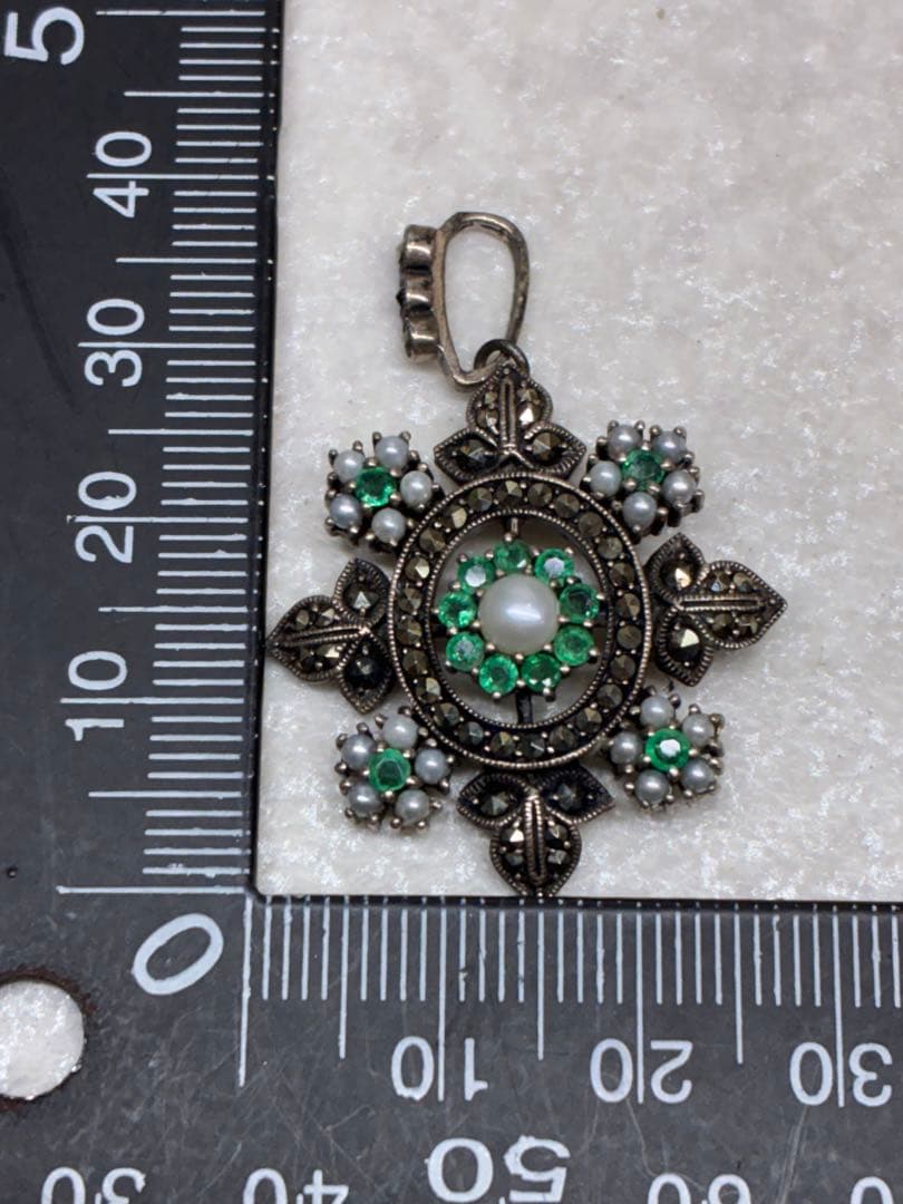 Z4）碌山 ロクザン 925 銀 エメラルド 芥子パール シルバー ペンダント