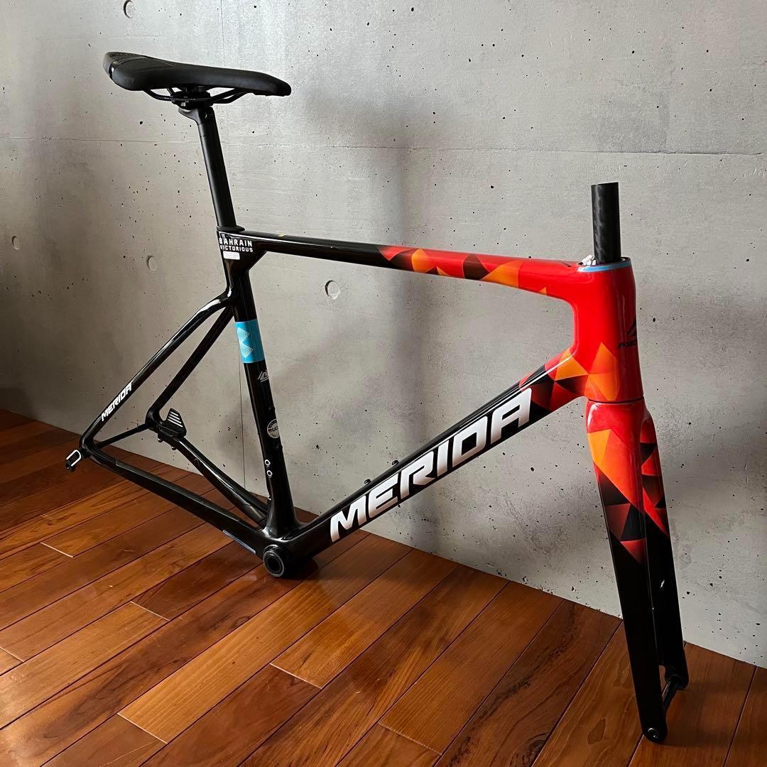 【極美品】メリダ スクルトゥーラ4000 BAHRAIN バーレーンチームカラー