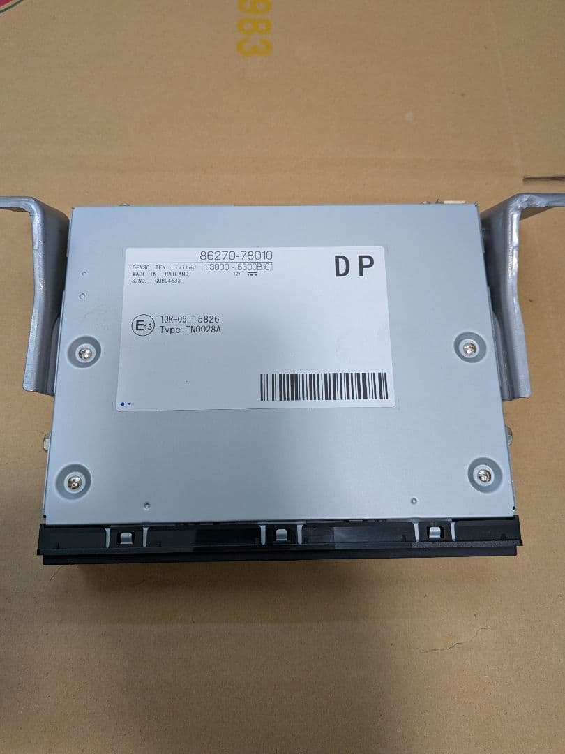 トヨタ 純正CD/DVDデッキ