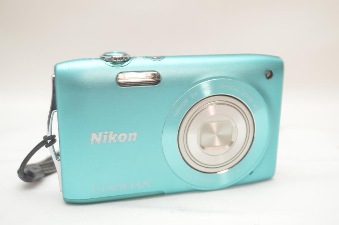 ✨美品✨ Nikon Coolpix S3300 ブルー