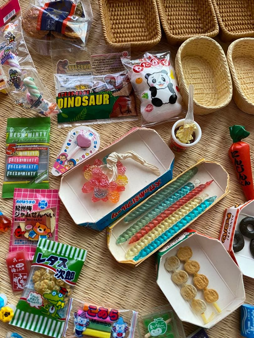 ⑨ ぷちサンプル　ぷち駄菓子屋さん　リーメント　ミニチュア