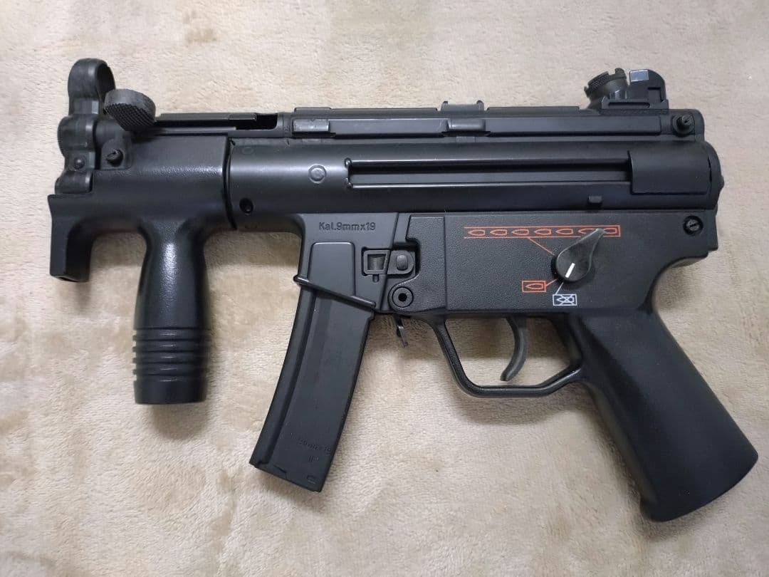 東京マルイ　MP5K　電動ガン