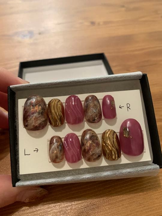 【未使用】ネイルチップ　ニュアンスネイル