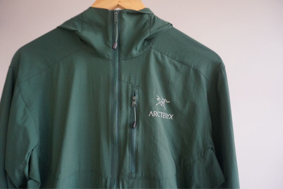 【希少】ARC’TERYX Squamish Hoody 旧カナダ製刺繍ロゴ廃番