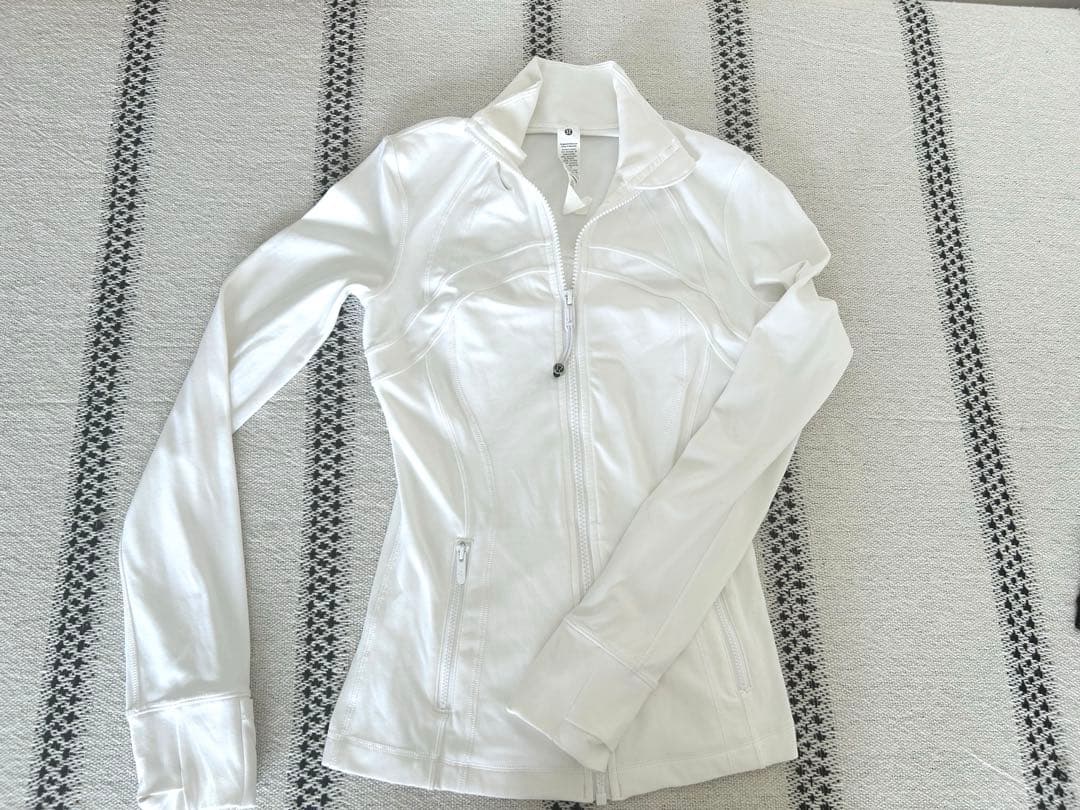 【未使用】ルルレモン lululemon 白 ジャケット ヨガ