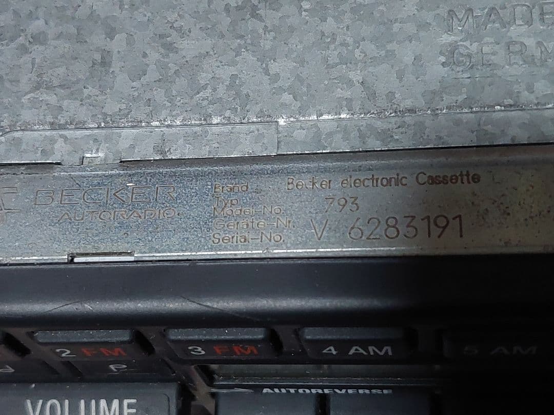希少 ベンツ純正 BECKER カセットデッキ AUTOREVERSE