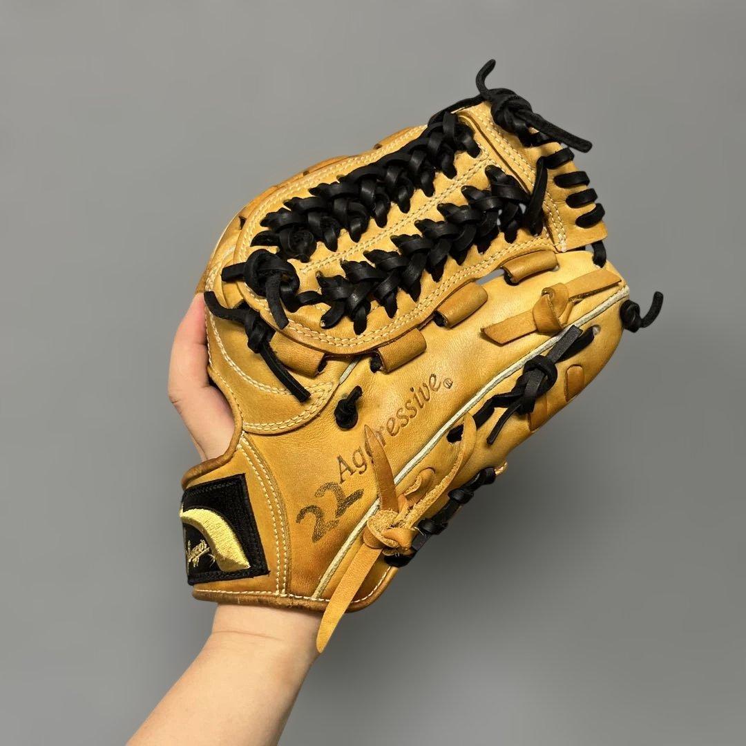 1192 スラッガー 松井稼モデル 型抜群 即戦力 軟式 内野手用グローブ