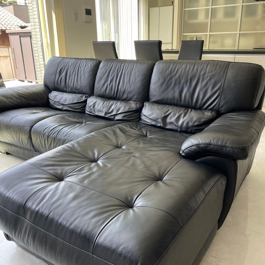 カウチソファー