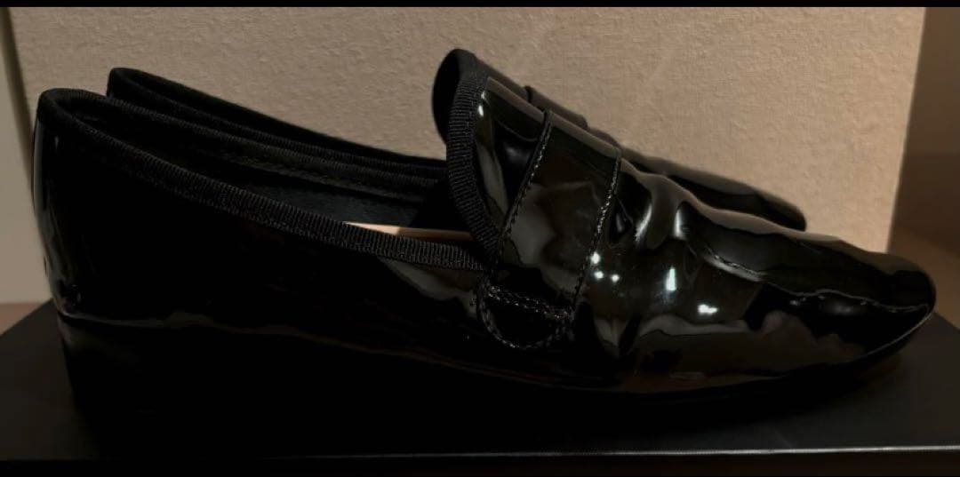 1*P様 新品未使用レペットrepettoマイケルエナメルローファーブラック38