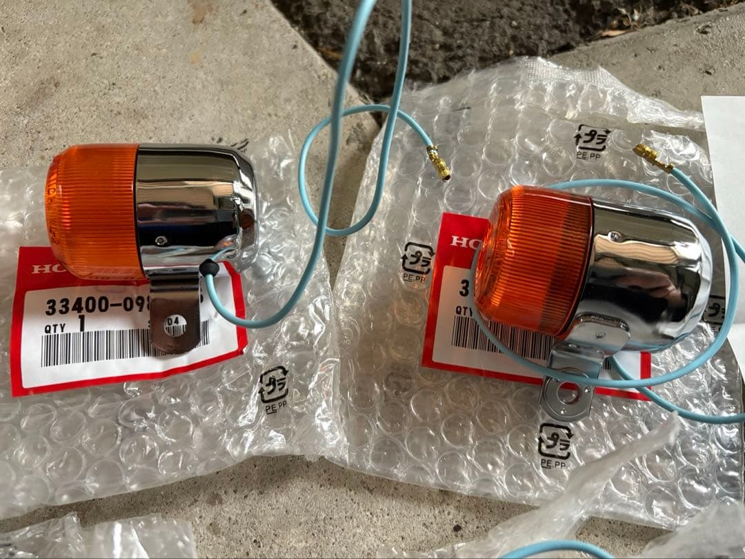 ま*〜様 4lモンキー　純正ウインカー　4個　一台分セット