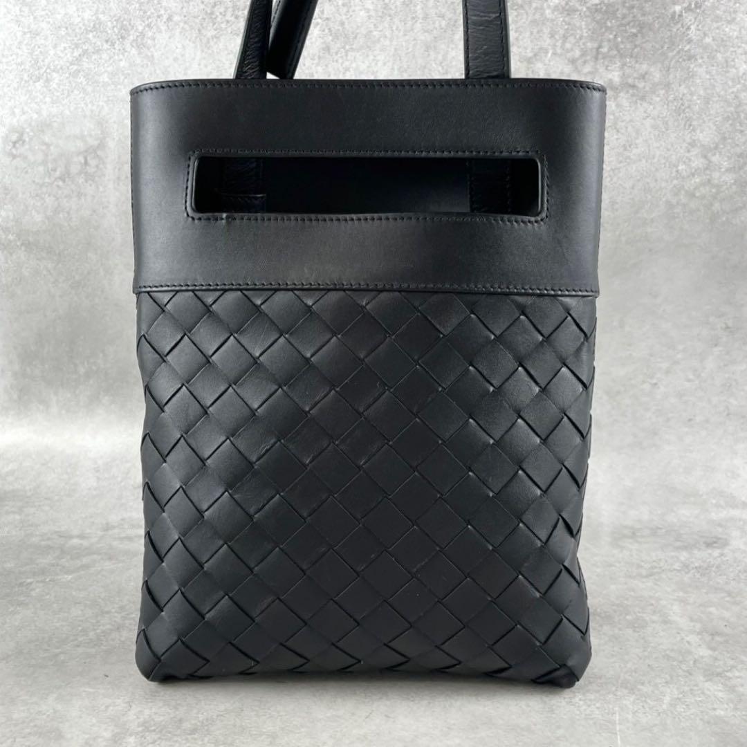 ボッテガヴェネタ イントレチャート ショルダーバッグ 611357 カーフレザー