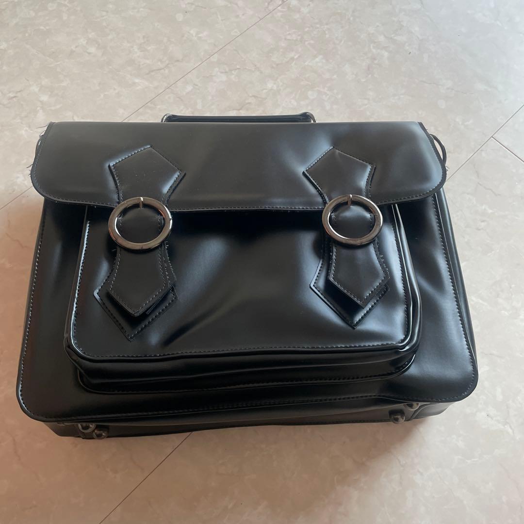 ブラックピースナウ　バック　黒　ブラック