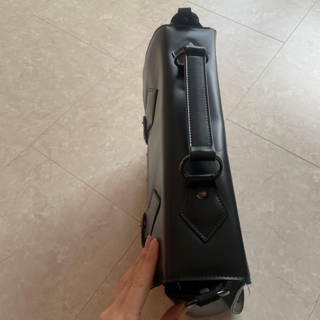 ブラックピースナウ　バック　黒　ブラック