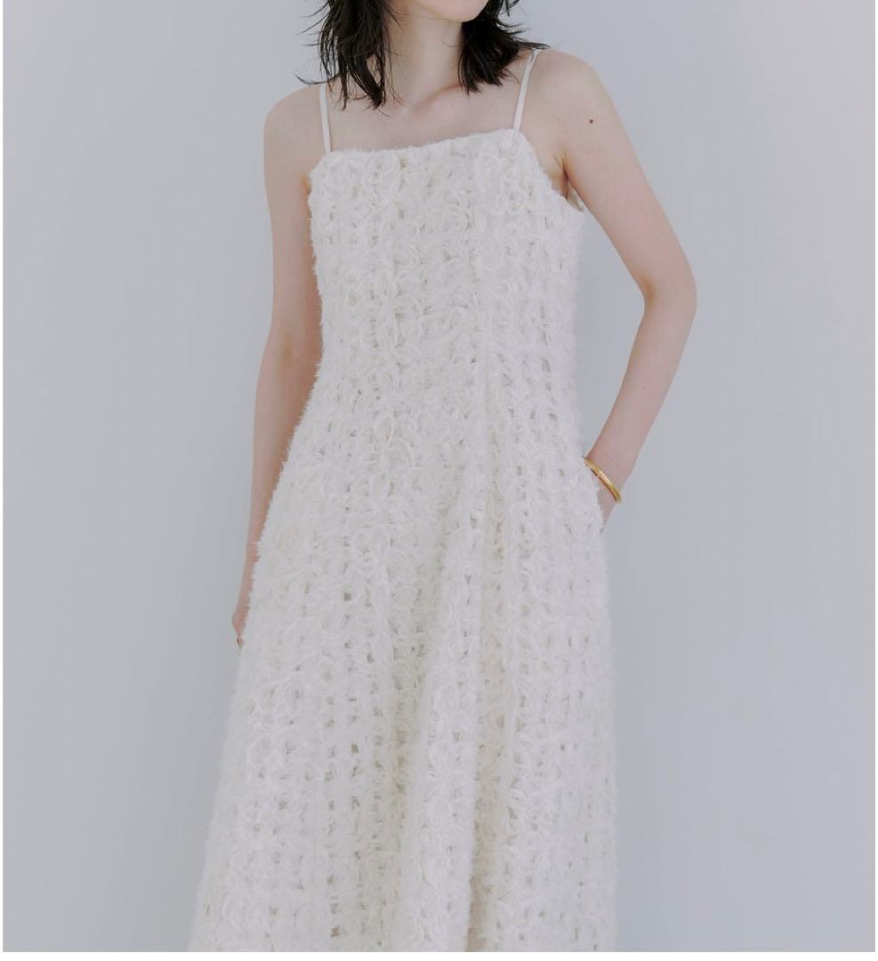 【新品未使用】anuans エンブロイダリーフレアキャミワンピース