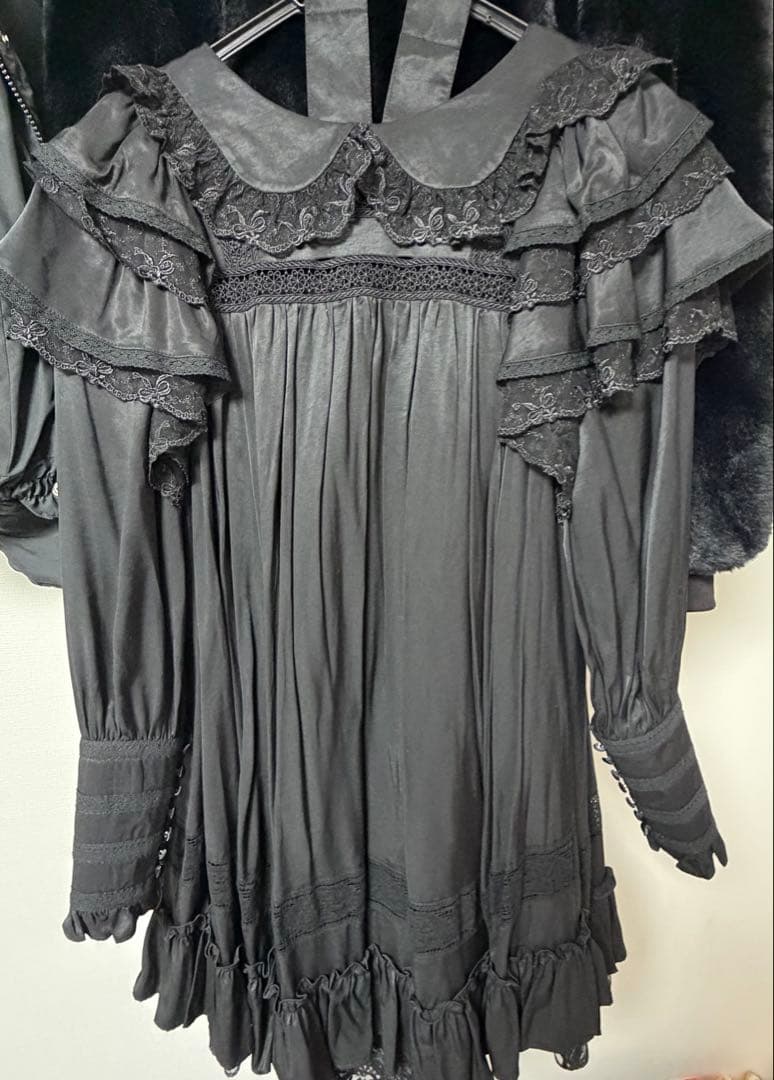 星箱works リリアンヌ姉妹ショート丈 ワンピース　ブラック