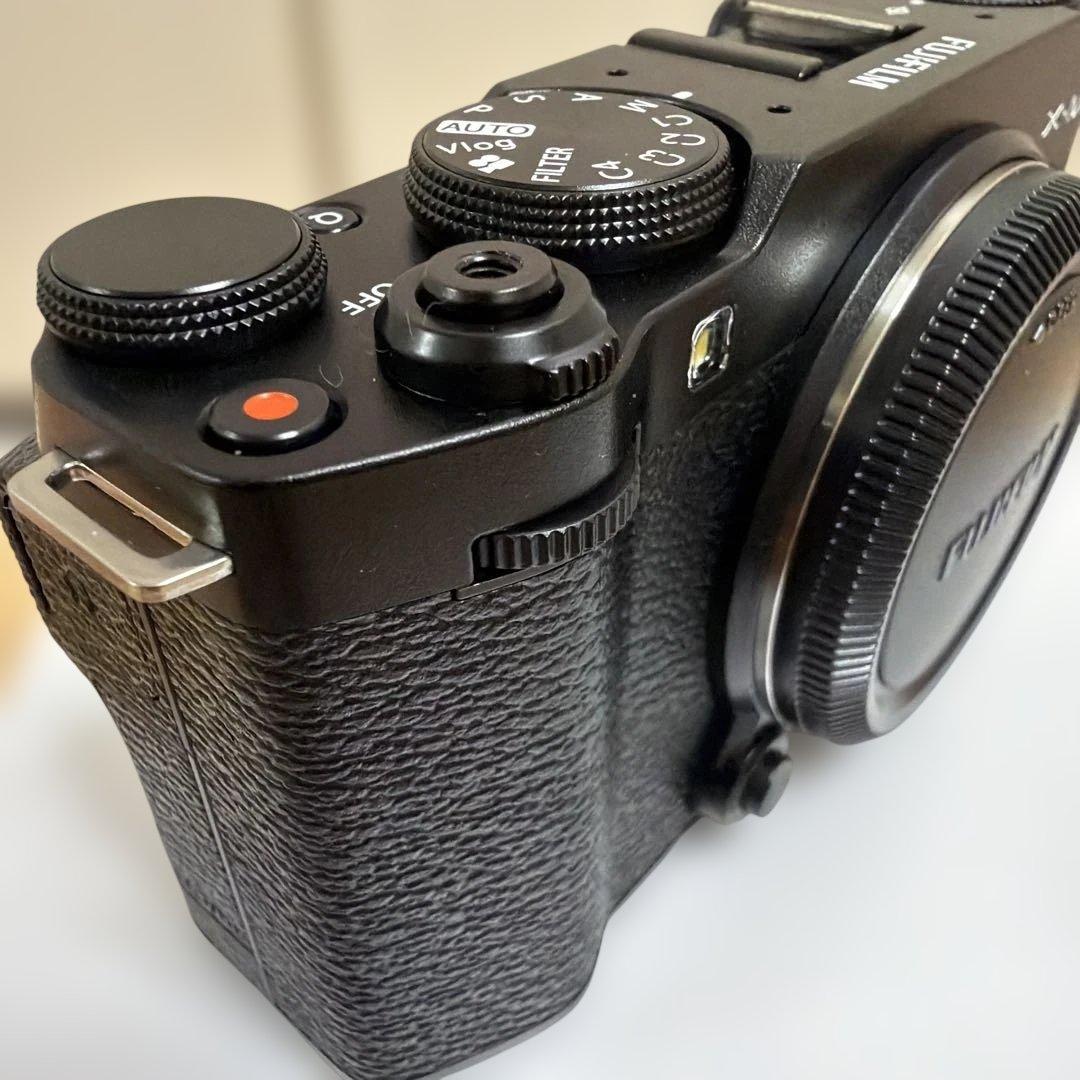 新同品【FUJIFILM】X-M5 ブラック本体