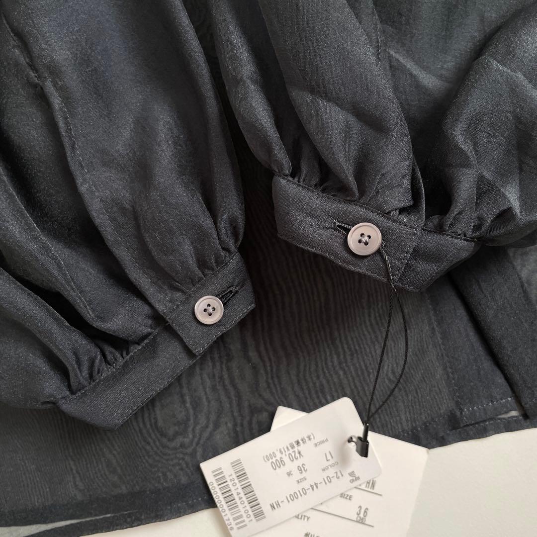 2025購入　新品　マカフィー　ソフトオーガンジーバンドカラーブラウス　ブラック