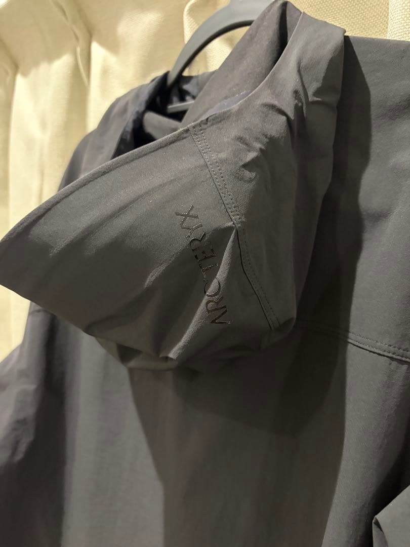 アークテリクス　ガンマライトウエイトフーディ　ガンマslフーディ