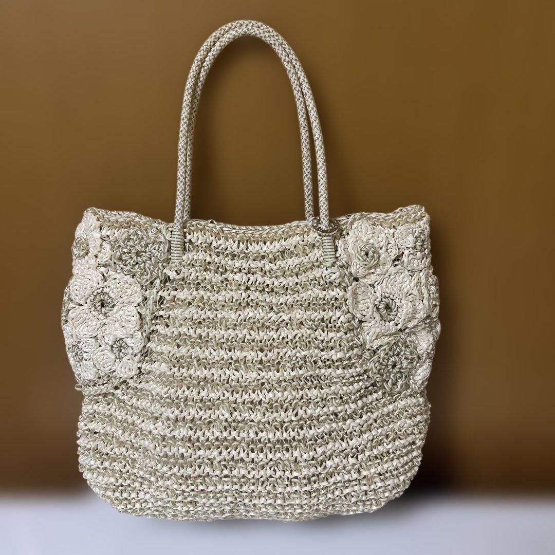 アンテプリマのバック