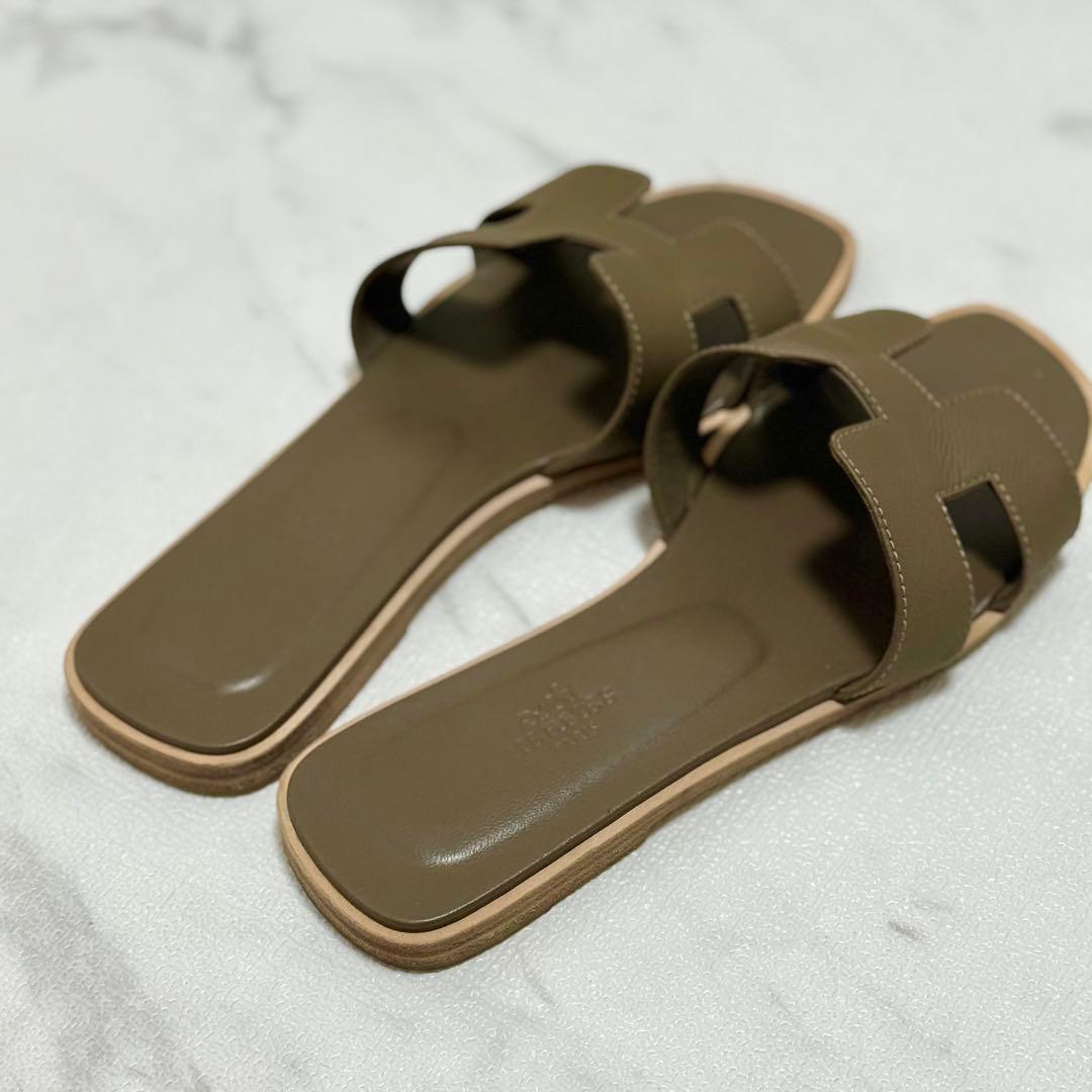 オラン エトゥープ 37.5 サンダル