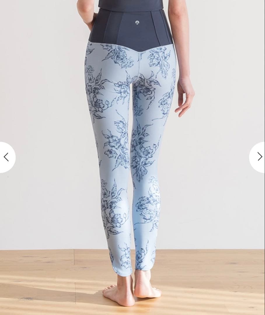 【新品】SUKALA アンティークプリントレギンス　スモークブルー