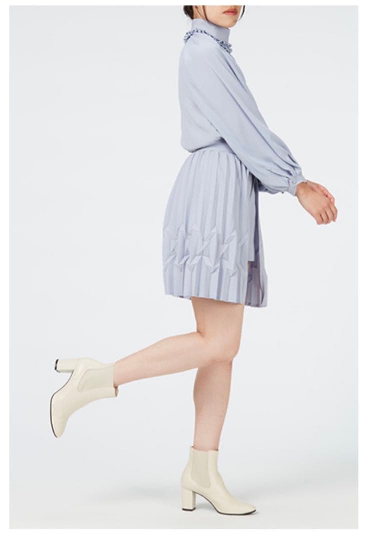 パフューム クローゼット レイヤードプリーツショートパンツ