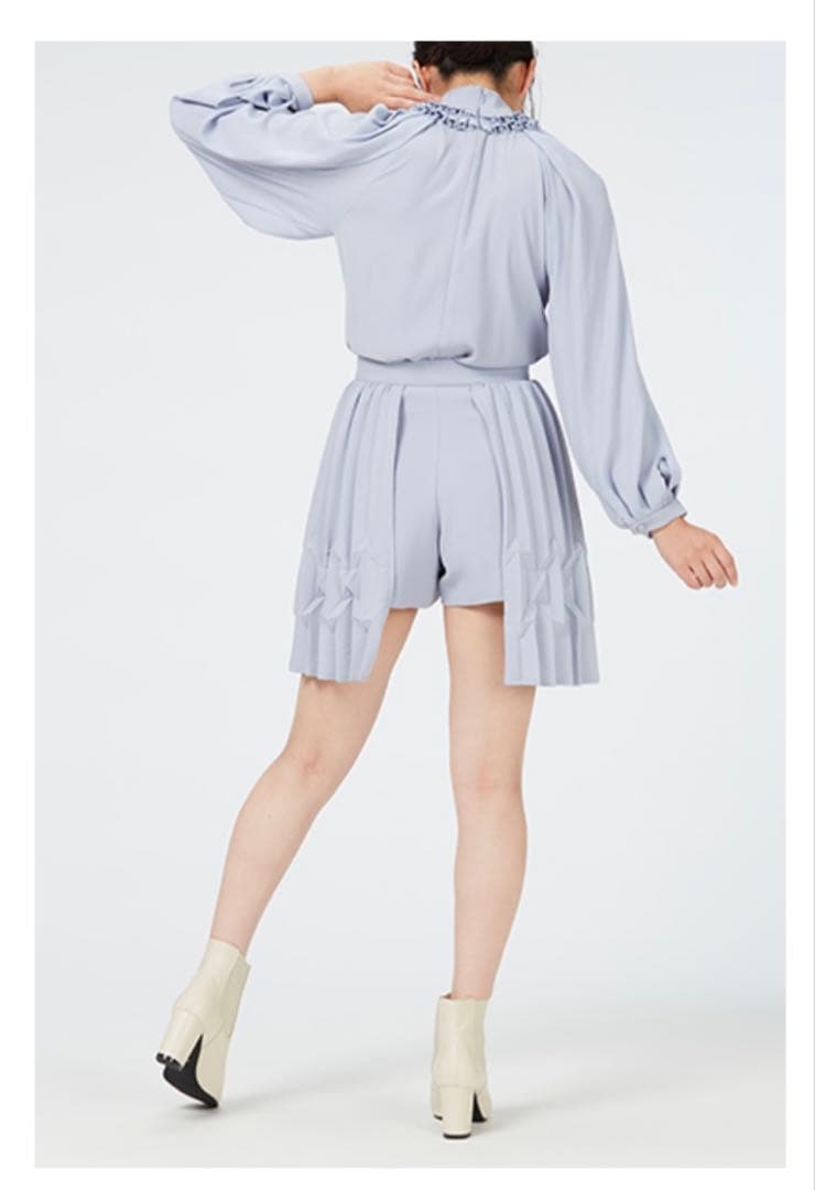 パフューム クローゼット レイヤードプリーツショートパンツ