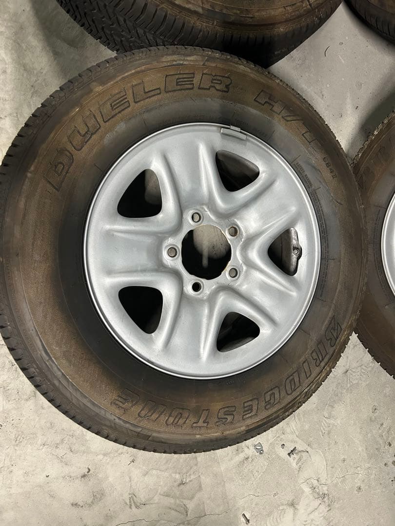 USトヨタ タンドラ純正 18inch 255/70r18 4本