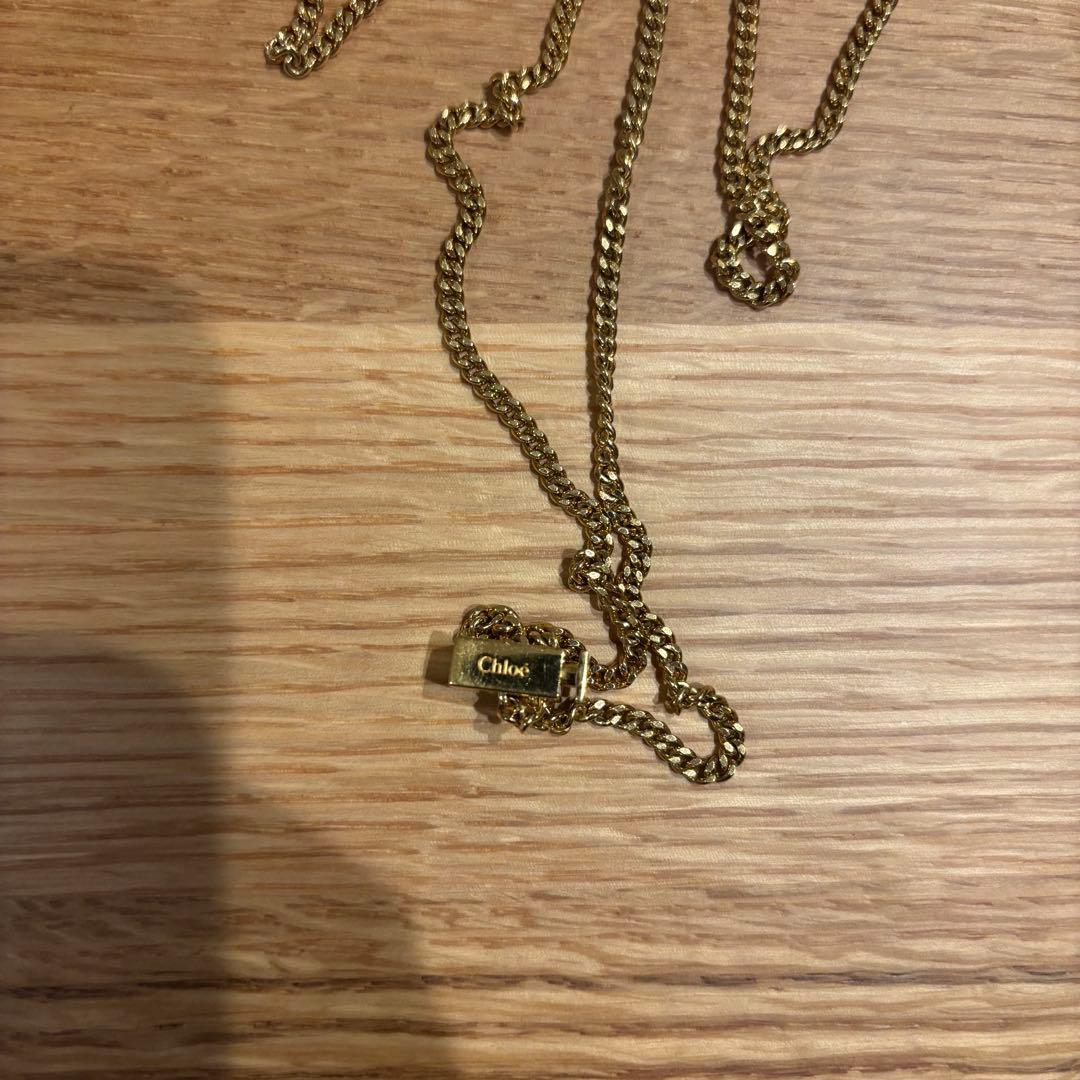 choleサングラスチェーン