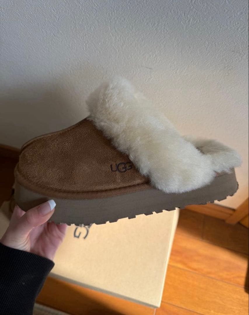 【お値下げ可能】UGG ディスケットスリッポン