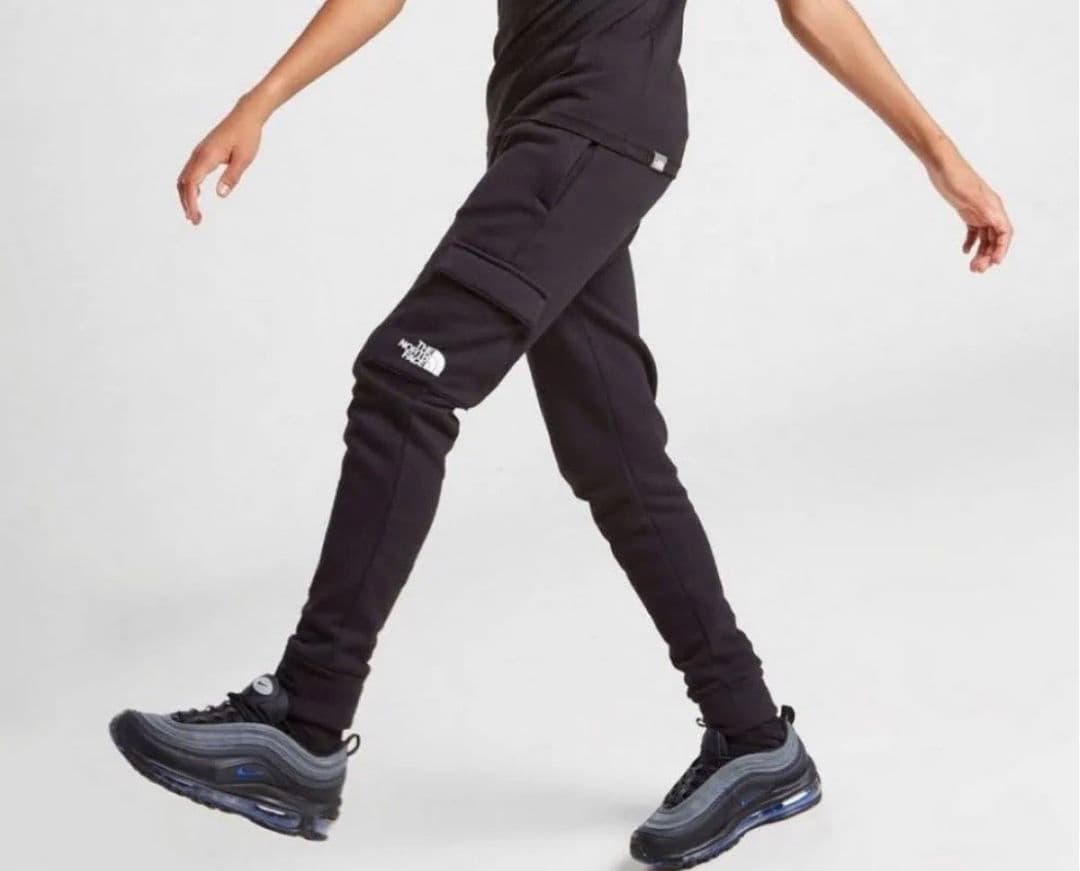 【海外限定】TNF カーゴパンツ メンズ　ジュニア　ブラック　 170