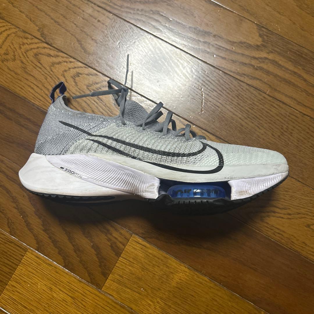 26.5【絶版】ナイキ エア ズーム テンポ ネクスト％ フライニット