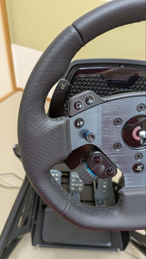 Logitech G Pro Racing ハンドル、ペダル