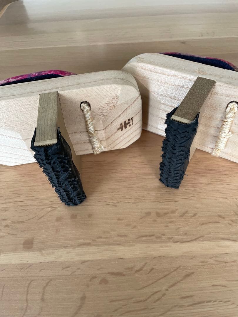 一本歯下駄　GETTA 多色 木製 花柄鼻緒　スポーツ工芸品