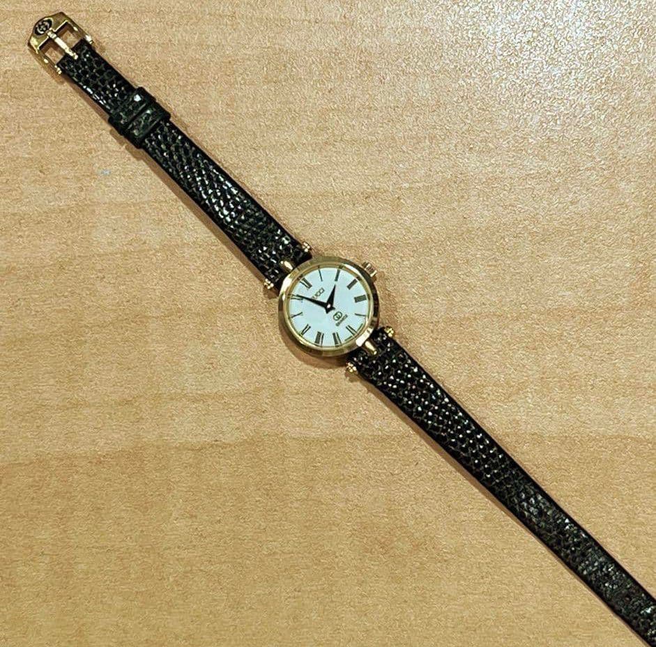 美品GUCCI レディース 腕時計 サイドシェリー ヴィンテージ 可動品