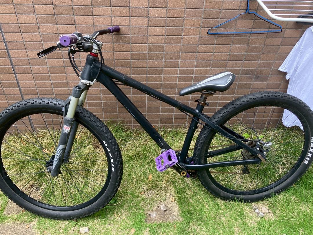 マウンテンバイク ブラックフレーム パープルペダル　ブランドX-HY-01