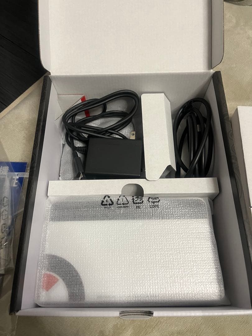 Switch Nintendo Switch 有機ELモデル スカーレット・バ…