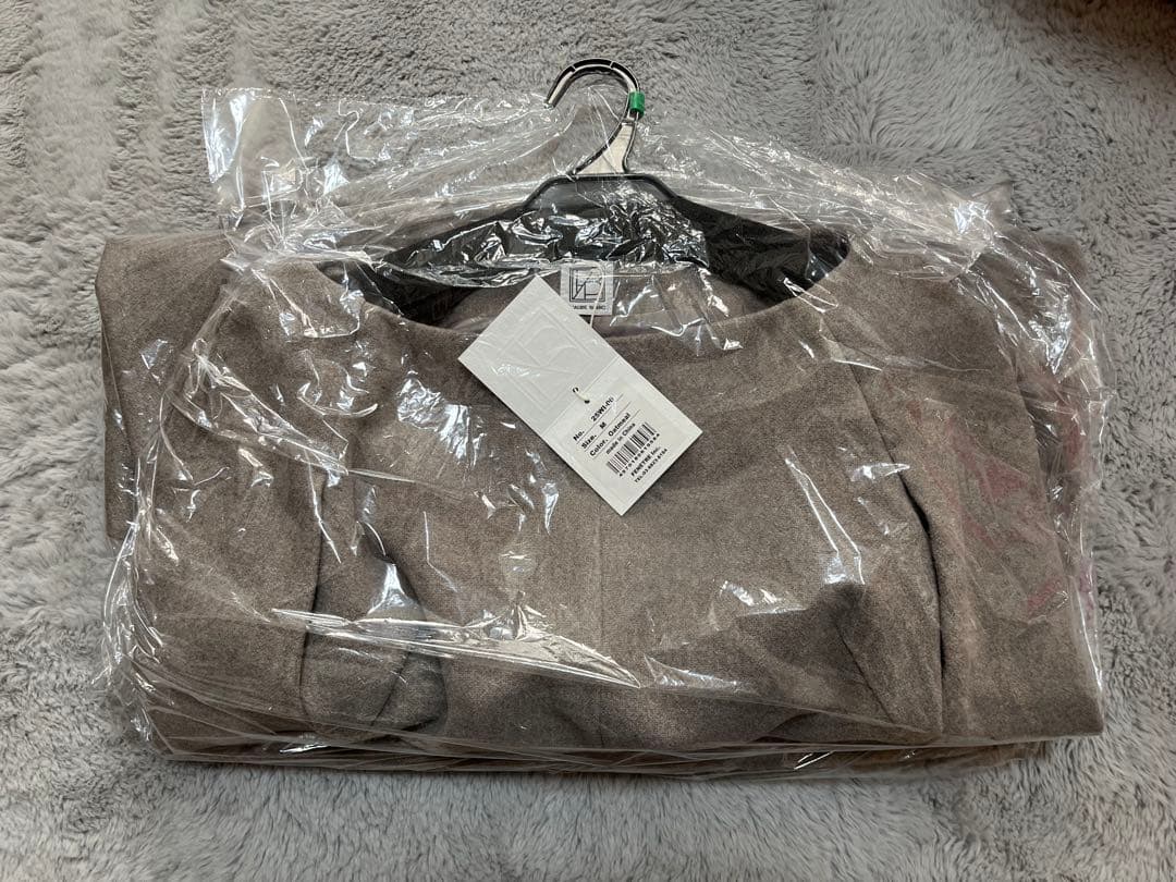 ワンピース laubeblanc Narrow line Cape Dress