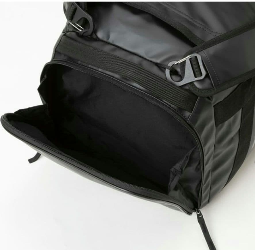 HELLY HANSEN 50L コンテナダッフルバッグ　ブラック