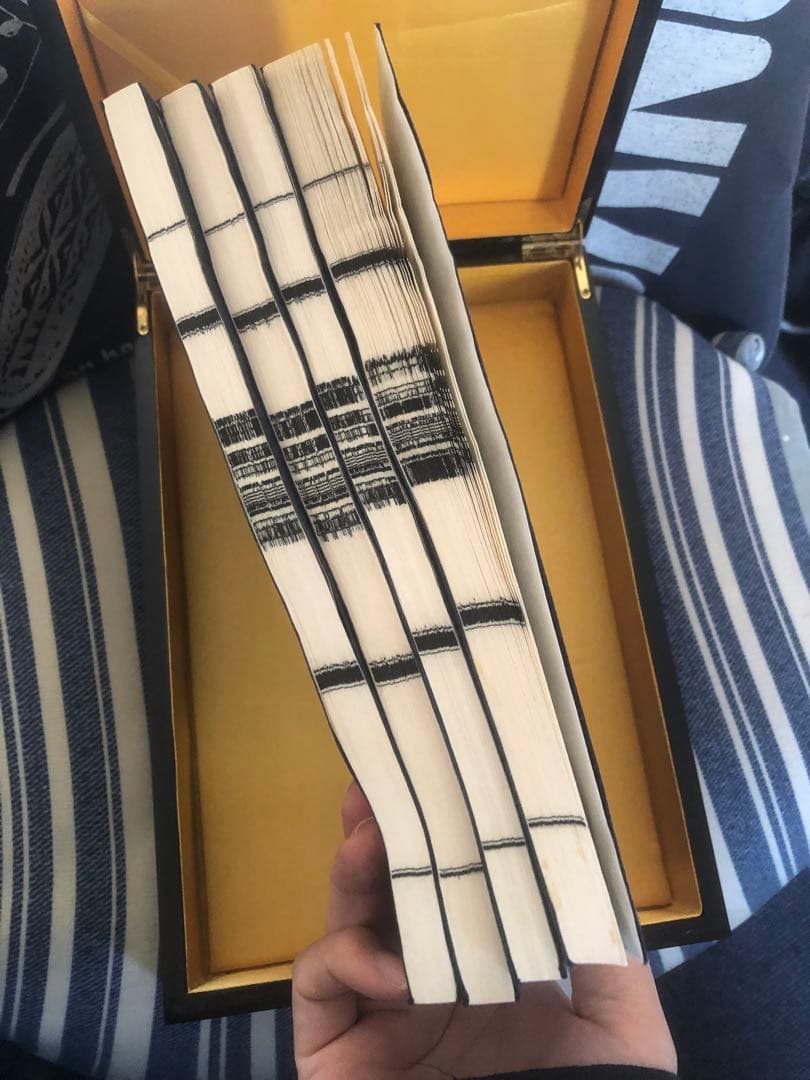 希少＆美品　≪論語≫　線装本（中国語と英語)