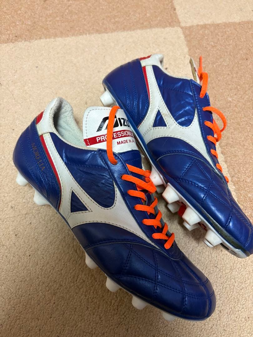 サッカースパイク ミズノ　モレリアM8JAPAN 25.5