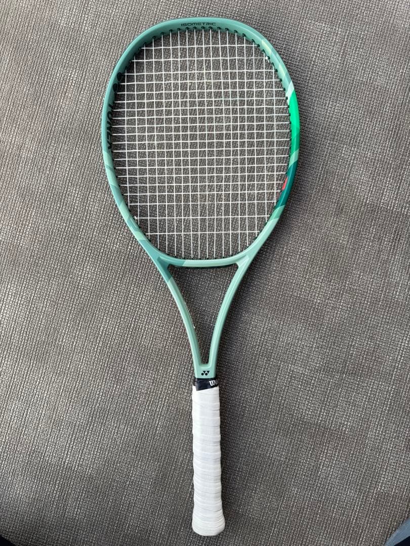 《美品》YONEX ヨネックス 硬式テニスラケット パーセプト 97D G2