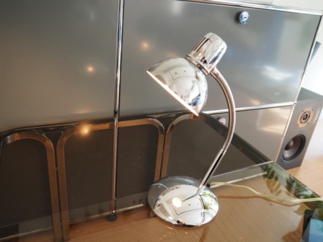 インダストリアル　テーブルランプ　ライト