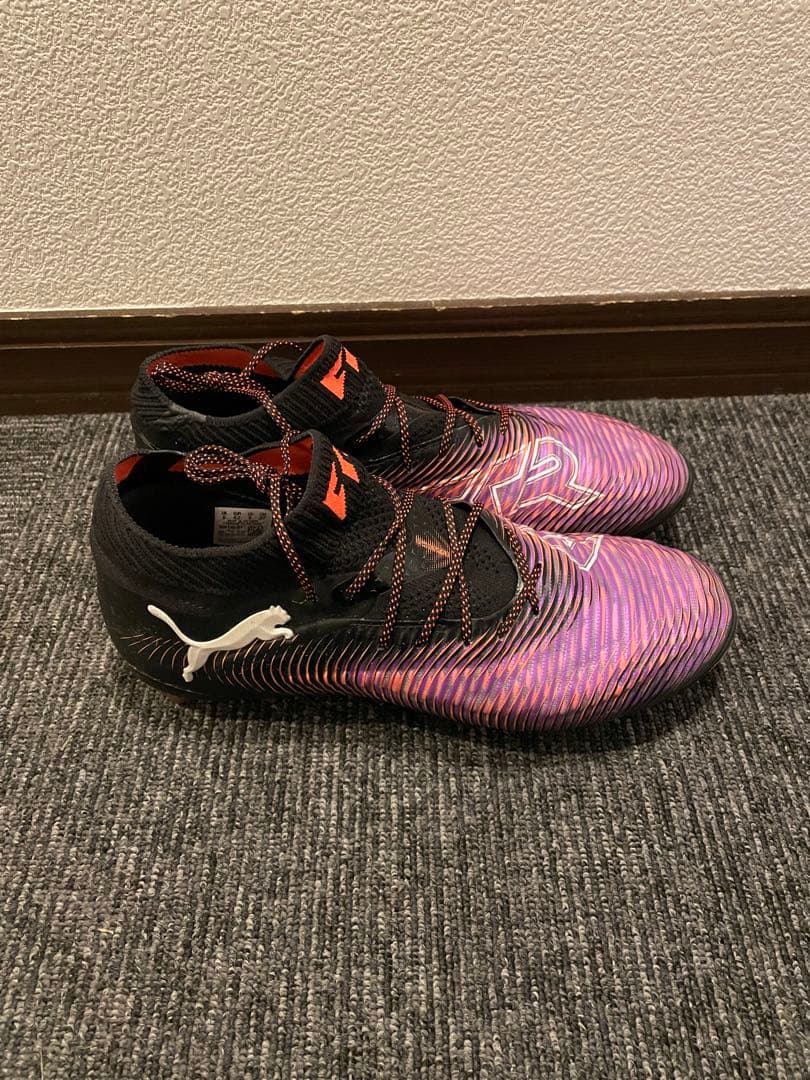 PUMA サッカーシューズ ハイカット ブラック/パープル　27cm