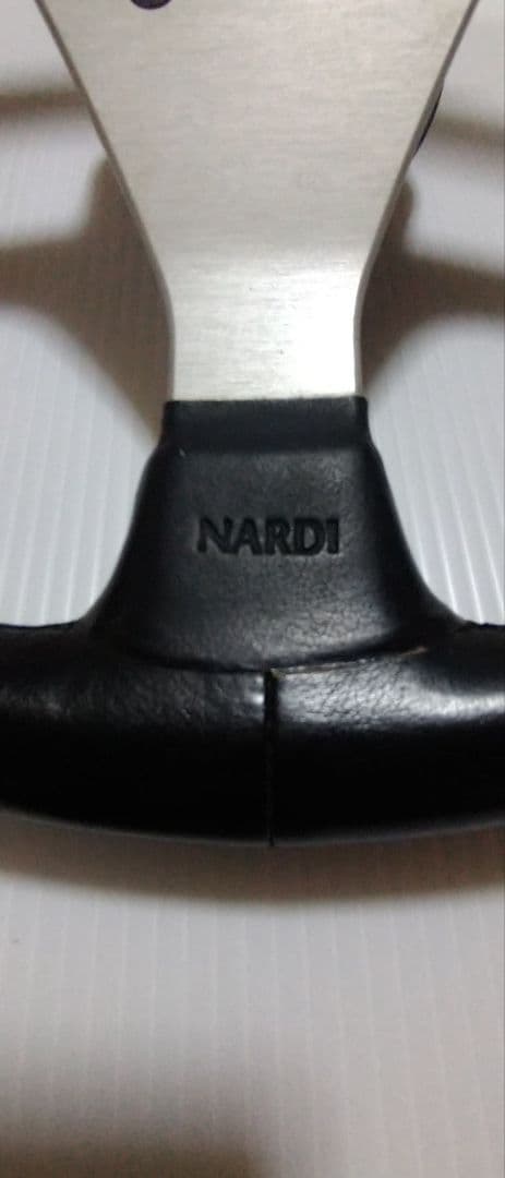 NARDIクラシック、 レザーステアリング 3スポーク 、シルバー３５パイFET