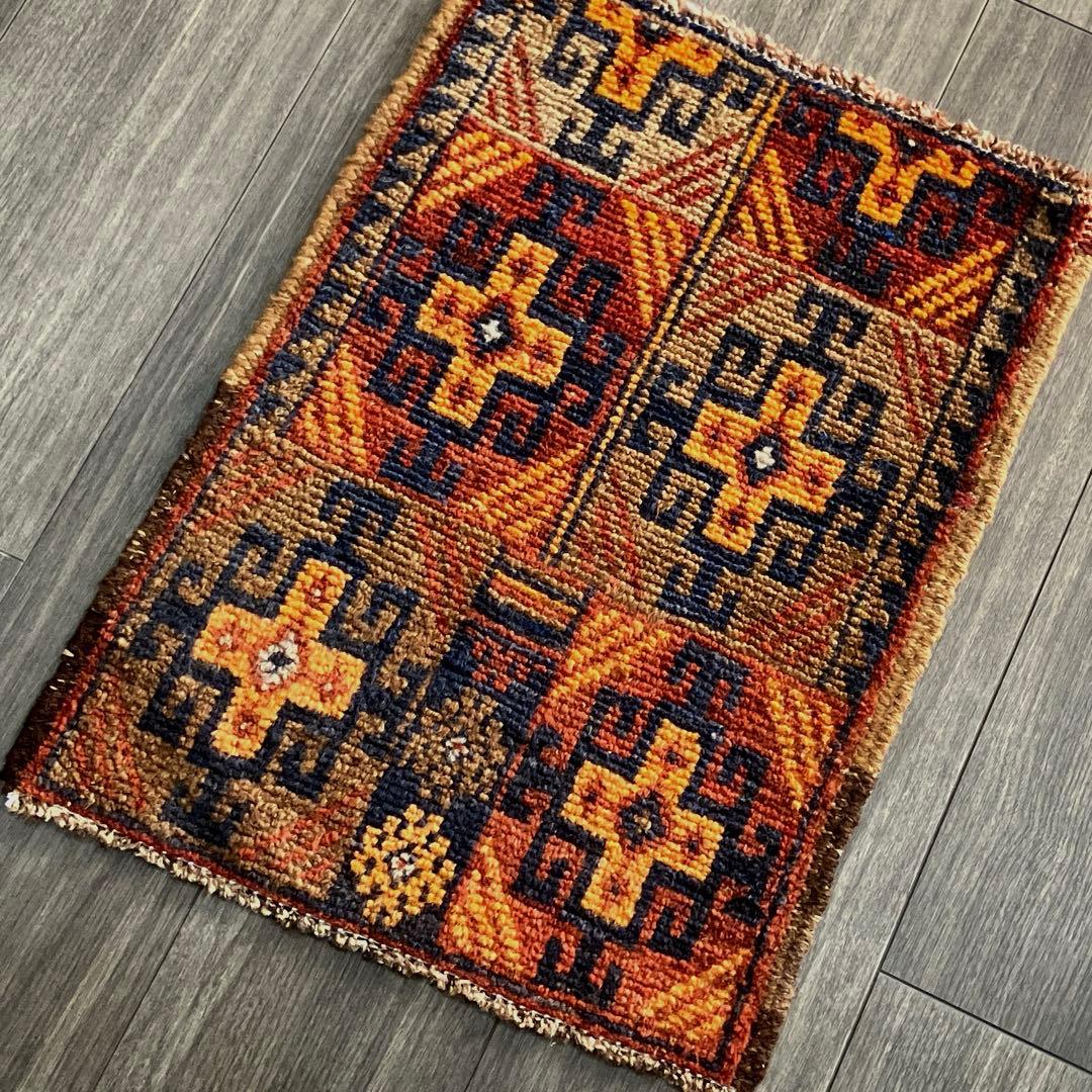 トライバル ラグ トルクメン 手織り 絨毯 ビンテージラグ 44cmx60cm