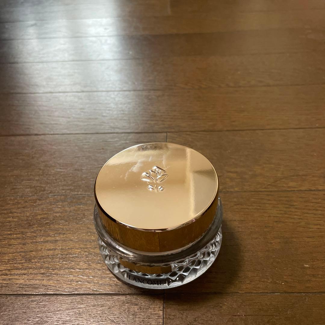 アプソリュ エッセンス イン パウダー|フェイスパウダー