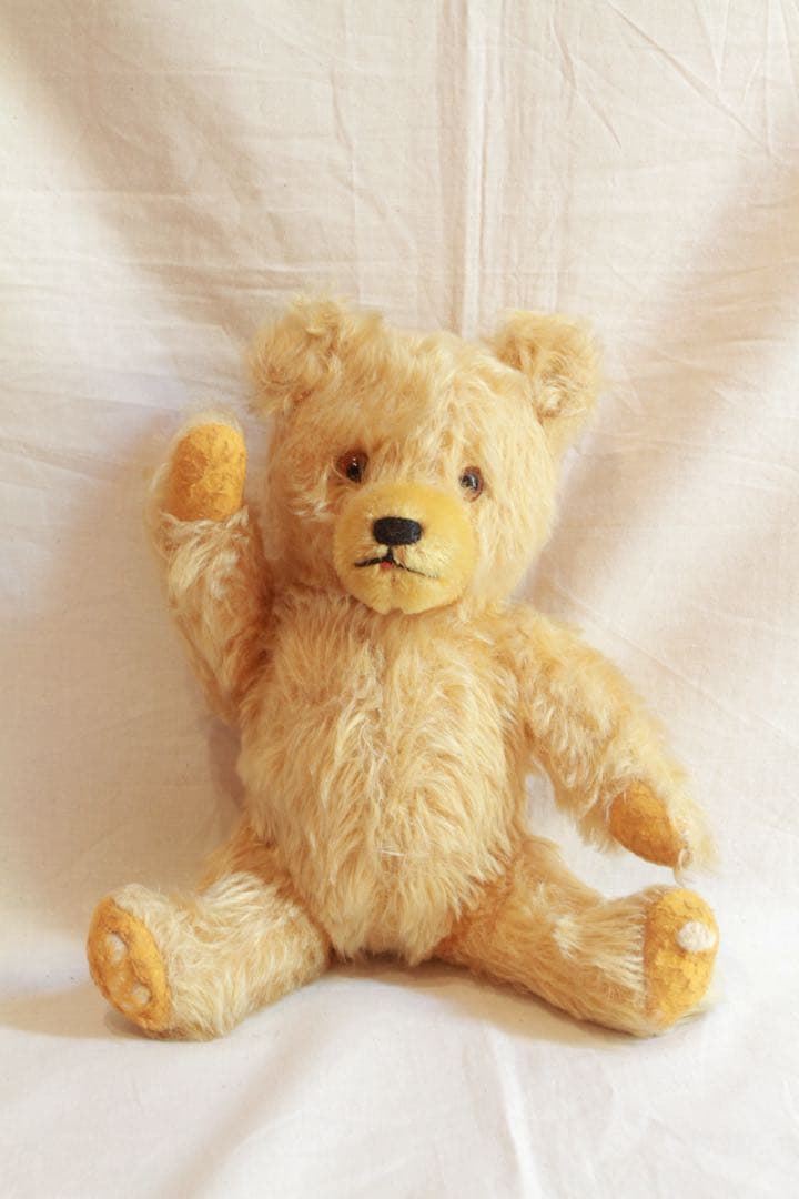 【いちご】アンティーク　テディベア　ぬいぐるみ￼