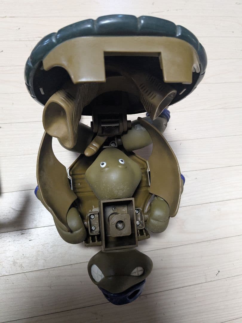 ミュータントタートルズ 変形ジャイアントフィギュア